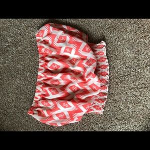 Cute pink and white crop top